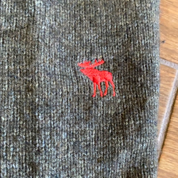 Vintage Abercrombie Sweater - Picture 4 of 4